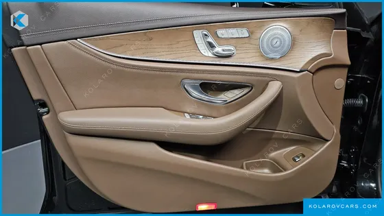 MERCEDES E-CLASS E300 4MATIC EXCLUSIVE