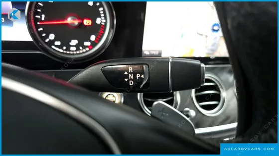 MERCEDES E-CLASS E220D 4MATIC AVANTGARDE