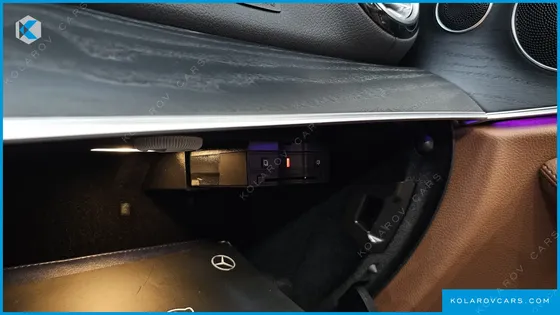 MERCEDES E-CLASS E220D CABRIOLET