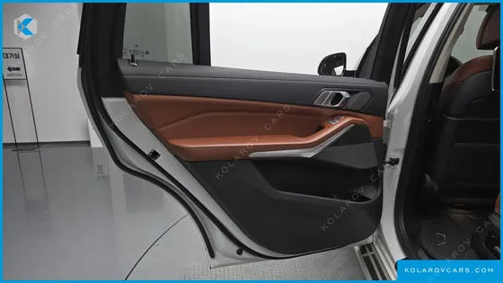 BMW X7 XDRIVE 40D DESIGN PURE EXCELLENCE 6-SEATER
