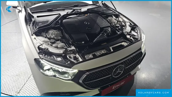 MERCEDES E-CLASS E300 4MATIC AMG LINE
