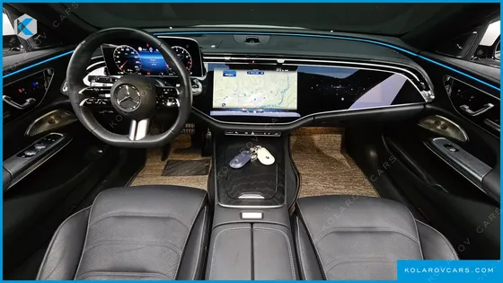MERCEDES E-CLASS E300 4MATIC AMG LINE