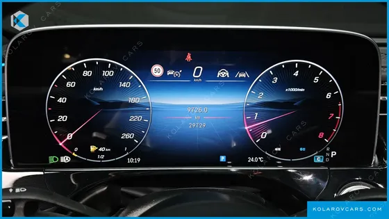 MERCEDES E-CLASS E300 4MATIC AMG LINE