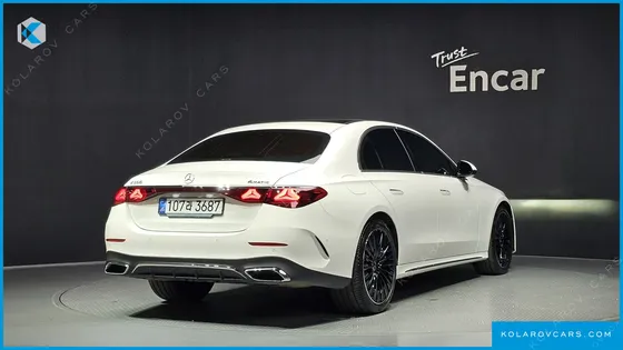 MERCEDES E-CLASS E300 4MATIC AMG LINE