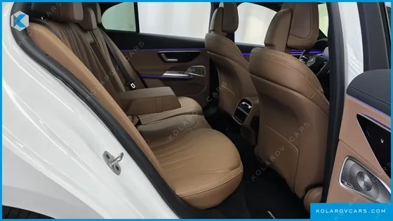 MERCEDES E-CLASS E300 4MATIC AMG LINE