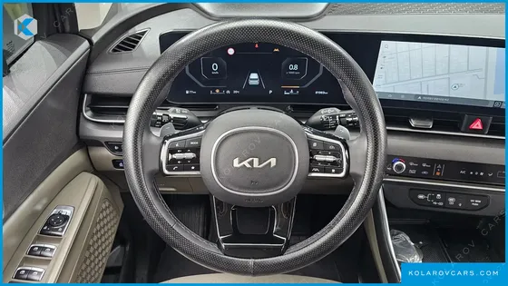KIA CARNIVAL DIESEL 9-SEATER NOBLESSE