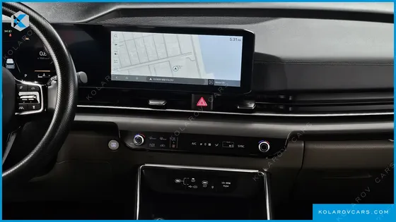 KIA CARNIVAL DIESEL 9-SEATER NOBLESSE