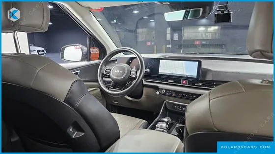 KIA CARNIVAL DIESEL 9-SEATER NOBLESSE