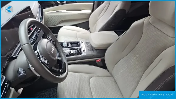 KIA CARNIVAL HEV 7-SEATER HI LIMOUSINE