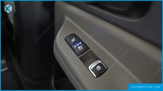 KIA CARNIVAL HEV 9SEATER NOBLESS