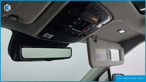 KIA CARNIVAL HEV 9SEATER SIGNATURE