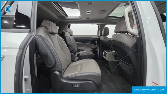 KIA CARNIVAL HEV 9SEATER SIGNATURE
