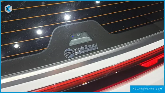 KIA CARNIVAL HEV 9SEATER SIGNATURE