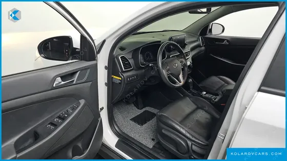 HYUNDAI TUCSON DIESEL 2.0 2WD