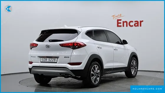 HYUNDAI TUCSON DIESEL 2.0 2WD