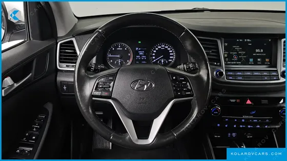 HYUNDAI TUCSON DIESEL 2.0 2WD