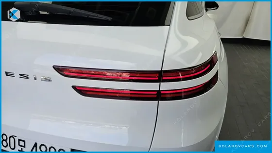 GENESIS GV70 2.5T GASOLINE 2WD