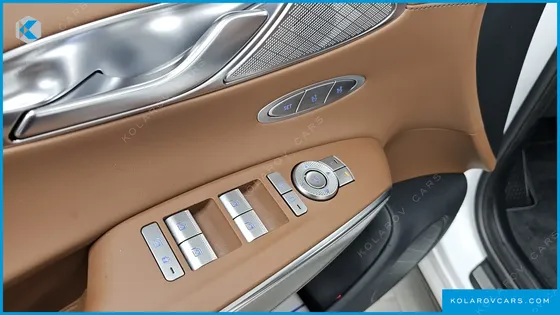GENESIS GV70 2.5T GASOLINE 2WD