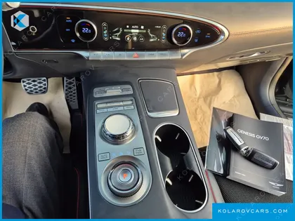 GENESIS GV70 2.5T GASOLINE 2WD