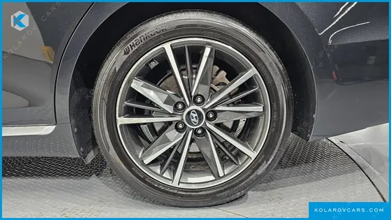 HYUNDAI GRANDEUR 3.3