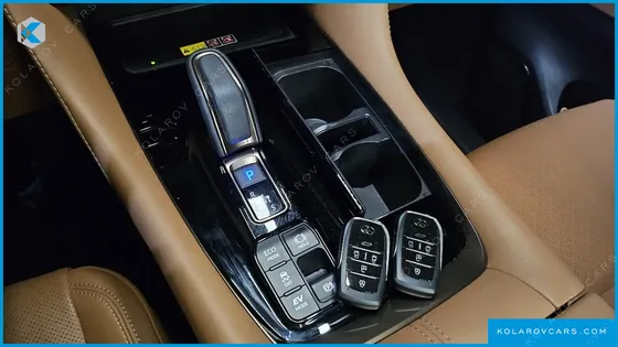 TOYOTA ALPHARD 2.5 HEV EXECUTIVE AWD