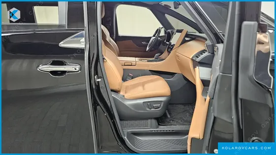 TOYOTA ALPHARD 2.5 HEV EXECUTIVE AWD