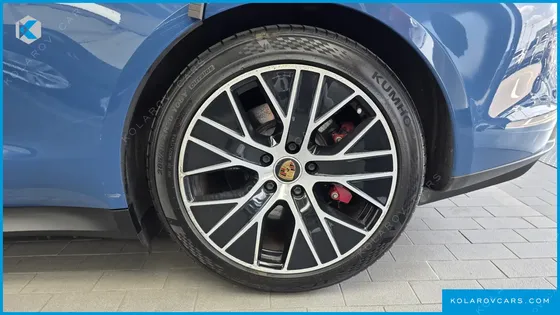 PORSCHE TAYCAN 4S