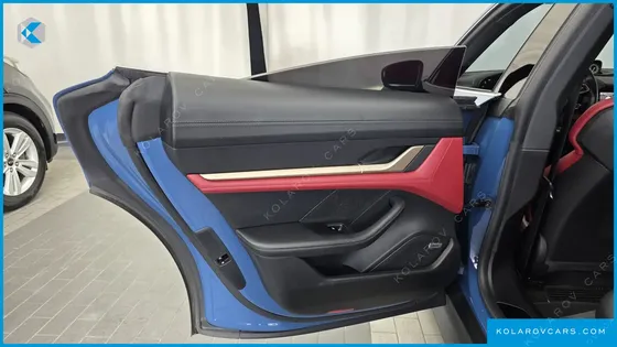 PORSCHE TAYCAN 4S