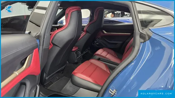 PORSCHE TAYCAN 4S