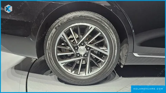 HYUNDAI GRANDEUR 2.5