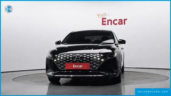 HYUNDAI GRANDEUR LE BLANC