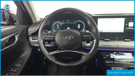 HYUNDAI GRANDEUR LE BLANC