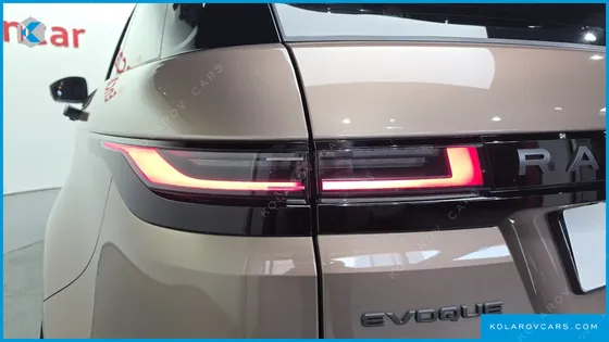 LAND ROVER RANGE ROVER EVOQUE P250 DYNAMIC SE