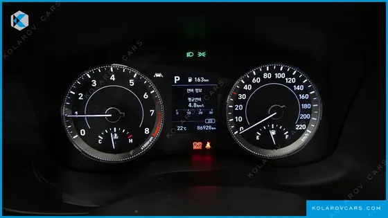 HYUNDAI VENUE 1.6 MODERN