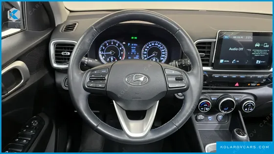 HYUNDAI VENUE 1.6 MODERN