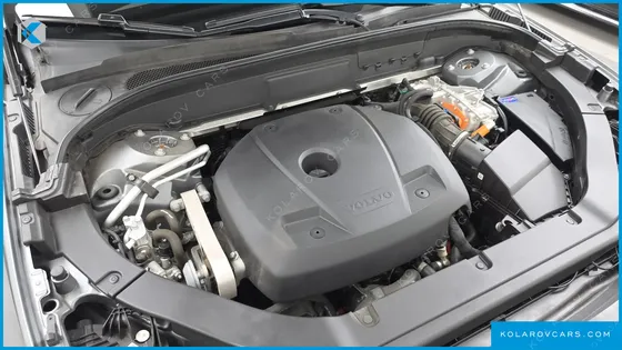 VOLVO XC60 T8 R-DESIGN
