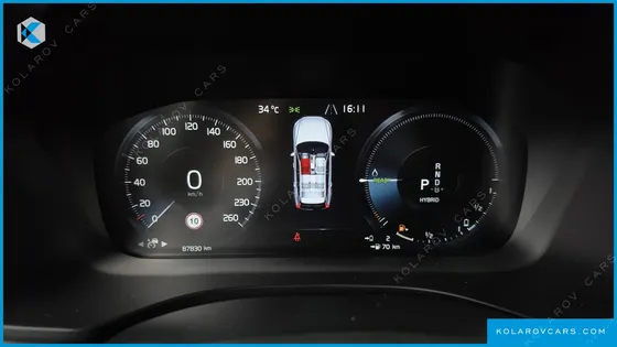 VOLVO XC60 T8 R-DESIGN