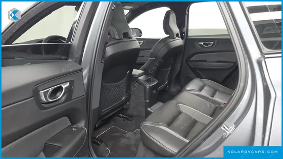 VOLVO XC60 T8 R-DESIGN