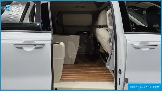 KIA CARNIVAL GASOLINE 9-SEATER LIMOUSINE(SPECIAL VEHICLE)