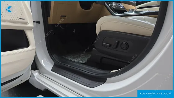 KIA CARNIVAL GASOLINE 9-SEATER LIMOUSINE(SPECIAL VEHICLE)
