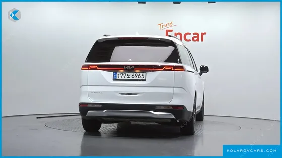 KIA CARNIVAL GASOLINE 9-SEATER SIGNATURE