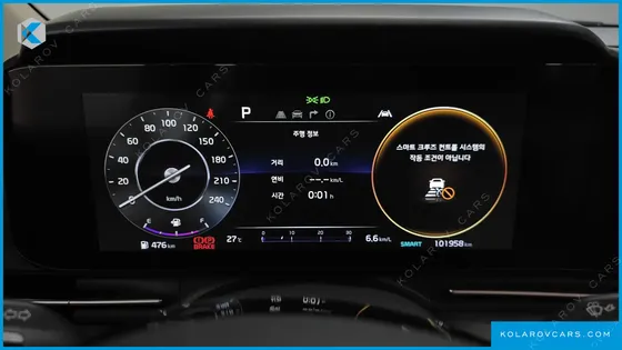 KIA CARNIVAL GASOLINE 9-SEATER SIGNATURE