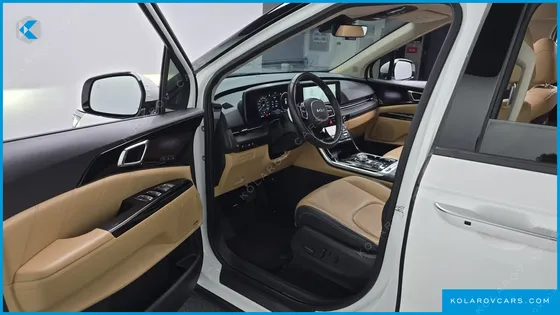 KIA CARNIVAL GASOLINE 9-SEATER SIGNATURE