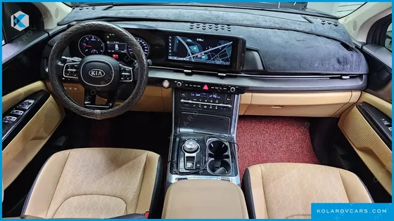 KIA CARNIVAL 9-SEATER NOBLESSE