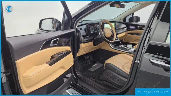 KIA CARNIVAL 7-SEATER SIGNATURE