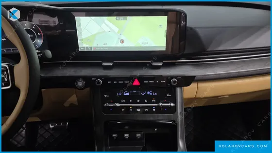 KIA CARNIVAL 7-SEATER SIGNATURE