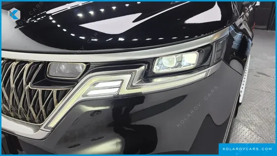 KIA CARNIVAL 7-SEATER SIGNATURE