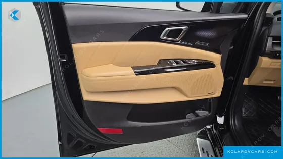 KIA CARNIVAL 7-SEATER SIGNATURE