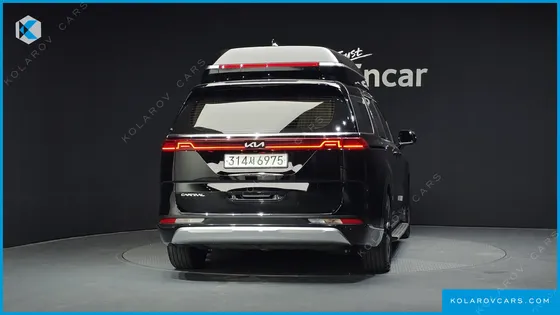 KIA CARNIVAL GASOLINE 7-SEATER HI-LIMOUSINE