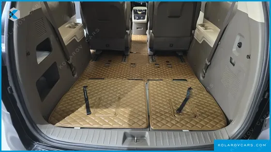 KIA CARNIVAL GASOLINE 7-SEATER HI-LIMOUSINE
